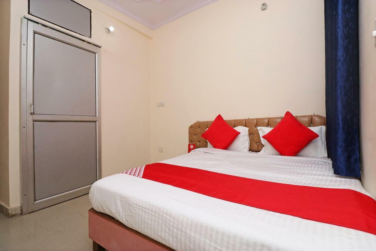 Oyo 30288 Hotel Moon Palace Lucknow Exterior foto