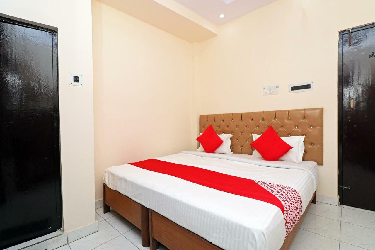 Oyo 30288 Hotel Moon Palace Lucknow Exterior foto